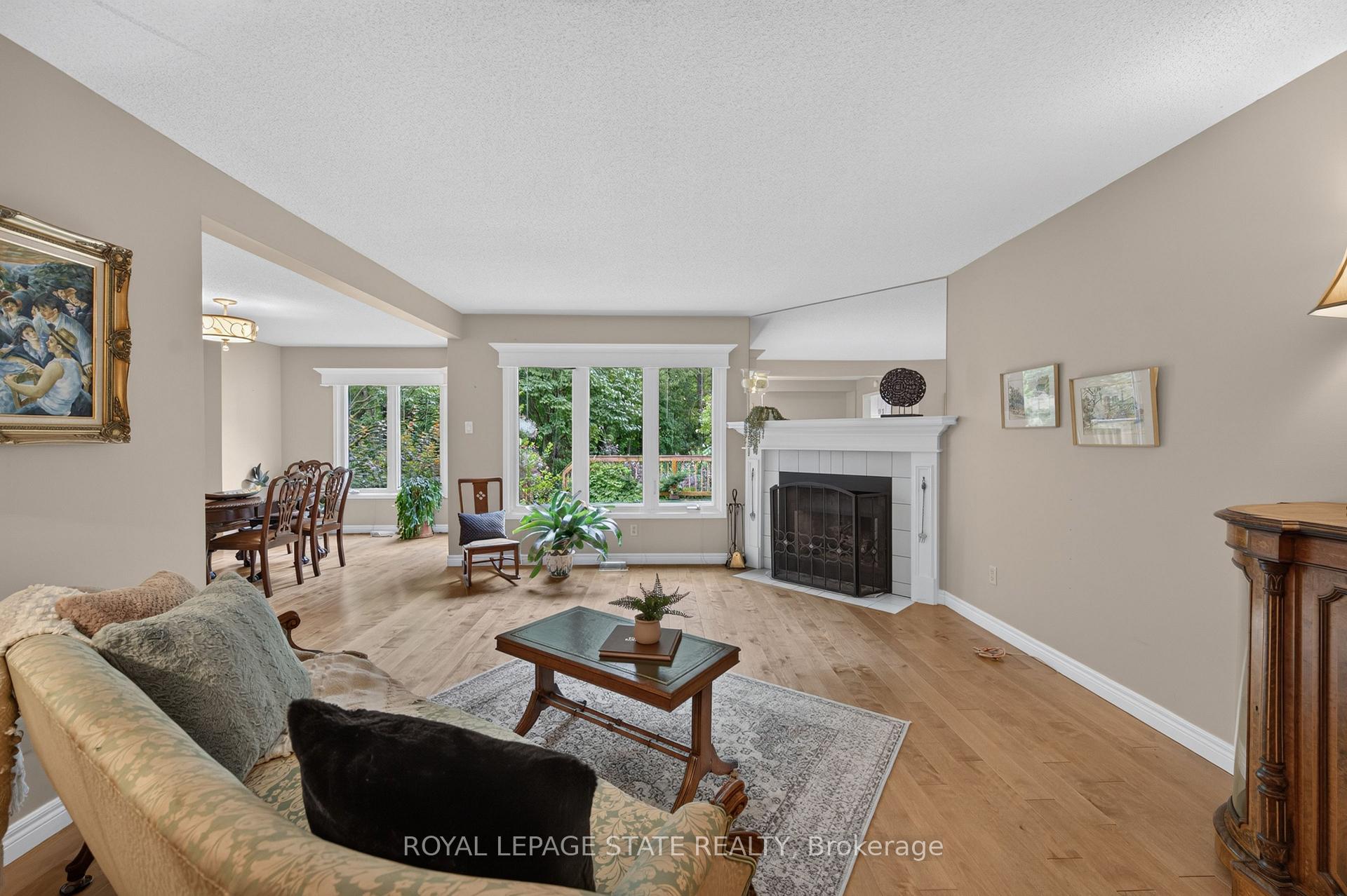 Photo 5 of Unit 11, 151 Mcniven Road, Hamilton, Ancaster — HOMEH