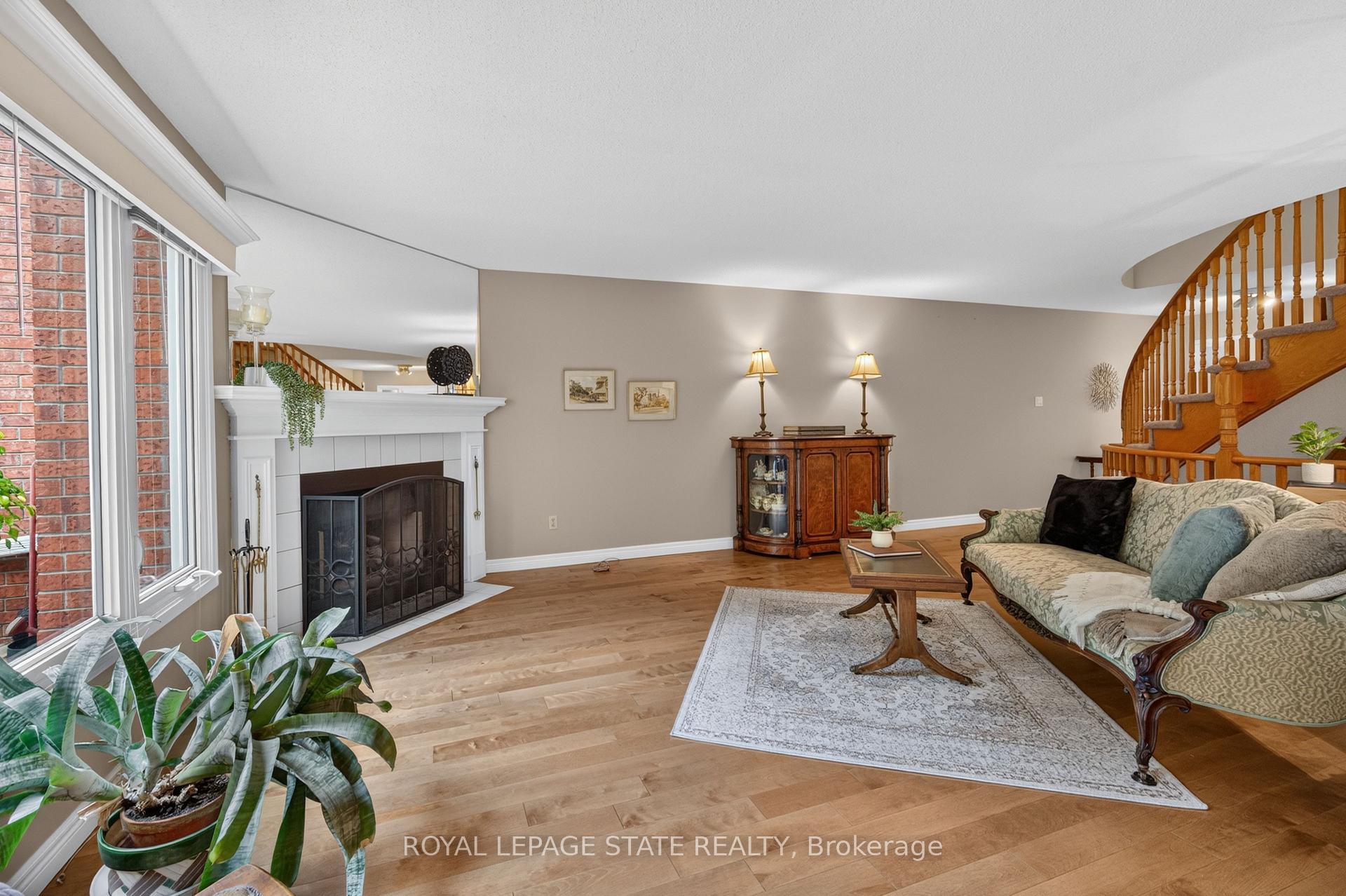 Photo 8 of Unit 11, 151 Mcniven Road, Hamilton, Ancaster — HOMEH