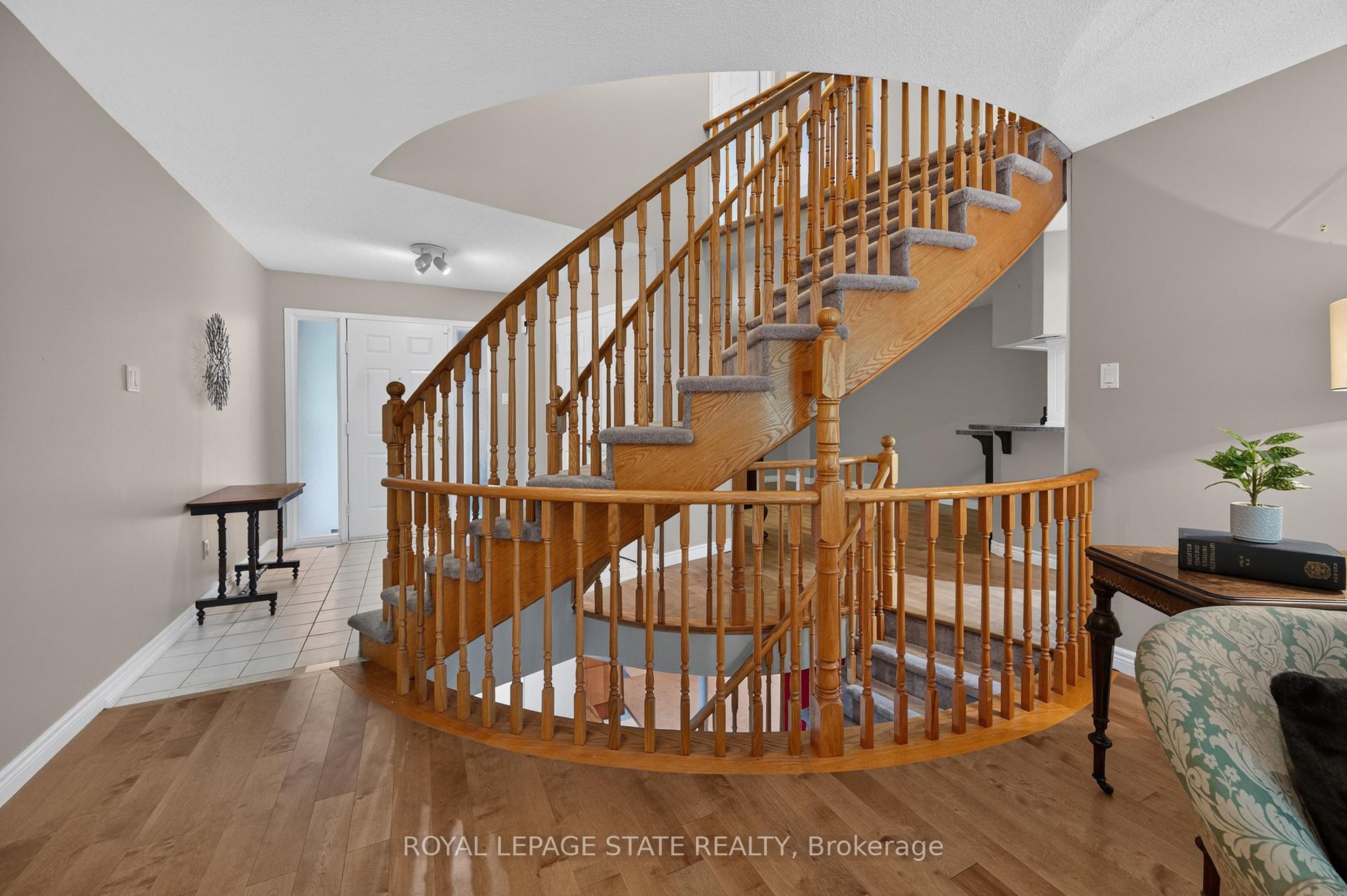 Photo 10 of Unit 11, 151 Mcniven Road, Hamilton, Ancaster — HOMEH