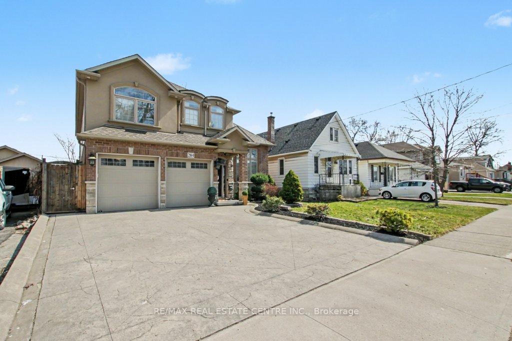 Photo 3 of 284 Normanhurst Avenue, Hamilton, Normanhurst — HOMEH