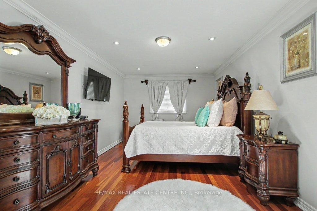 Photo 31 of 284 Normanhurst Avenue, Hamilton, Normanhurst — HOMEH