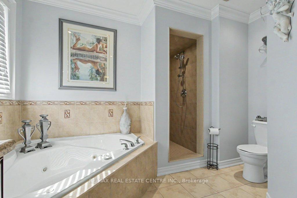 Photo 33 of 284 Normanhurst Avenue, Hamilton, Normanhurst — HOMEH
