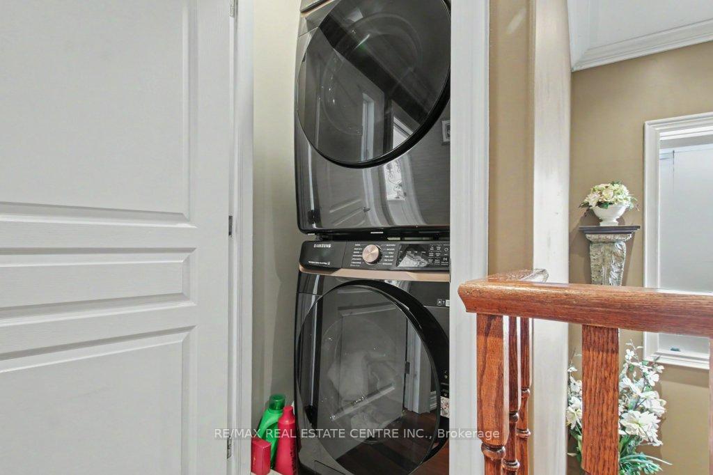 Photo 35 of 284 Normanhurst Avenue, Hamilton, Normanhurst — HOMEH