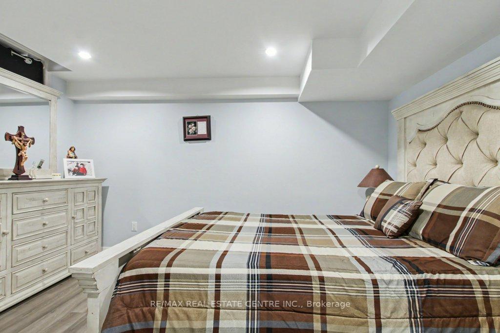 Photo 43 of 284 Normanhurst Avenue, Hamilton, Normanhurst — HOMEH