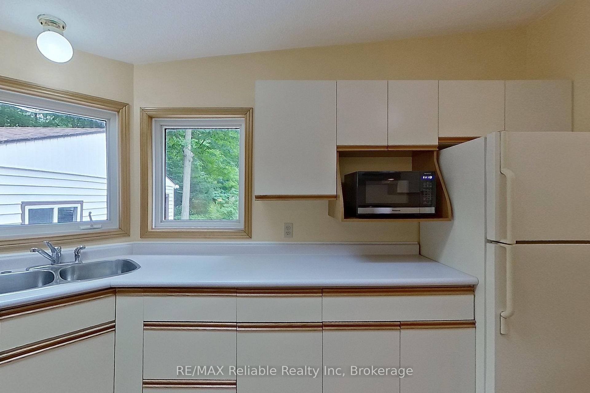 Photo 11 of 117 Tamarack Drive, Central Huron, Goderich — HOMEH