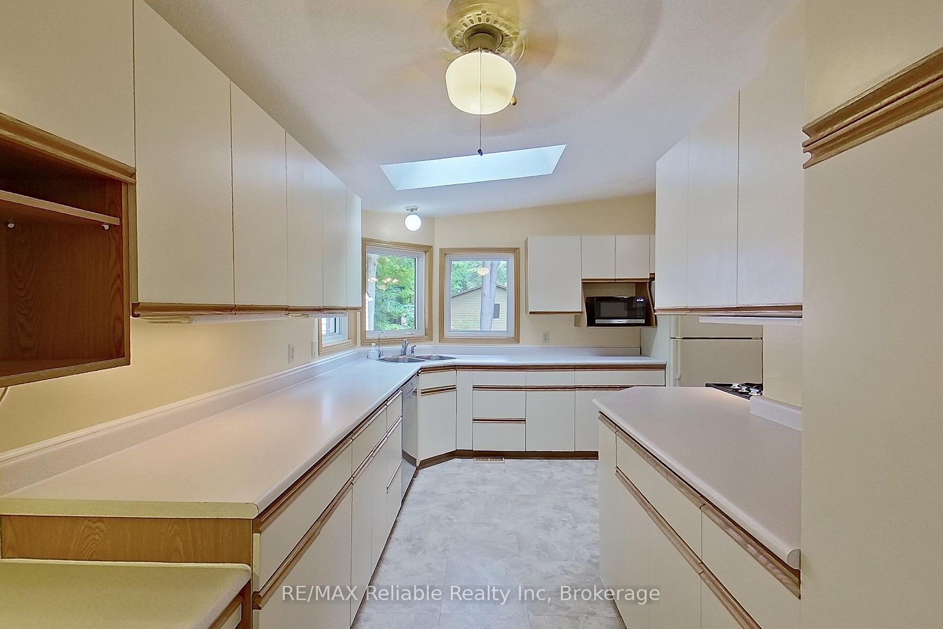 Photo 13 of 117 Tamarack Drive, Central Huron, Goderich — HOMEH