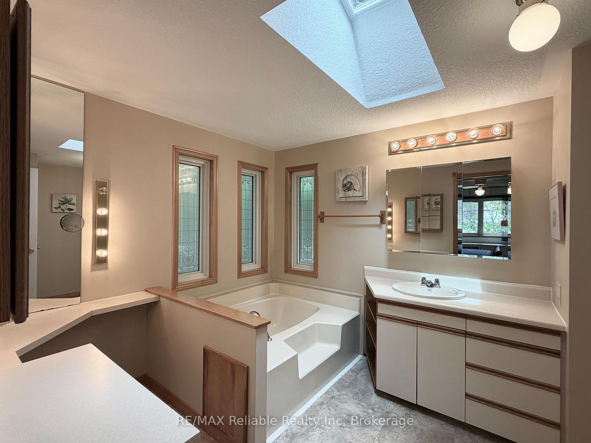 Photo 25 of 117 Tamarack Drive, Central Huron, Goderich — HOMEH