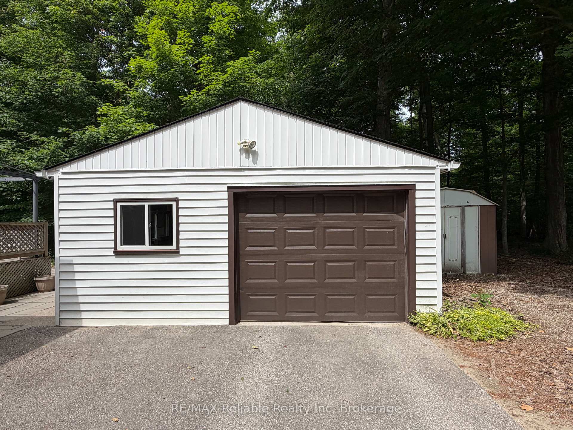 Photo 40 of 117 Tamarack Drive, Central Huron, Goderich — HOMEH