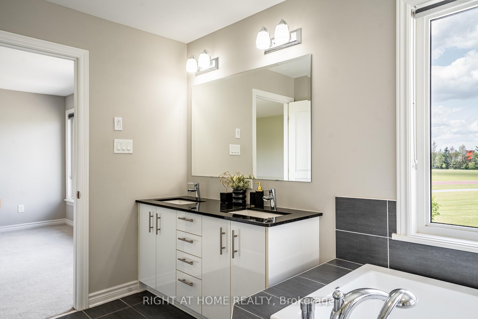 Photo 20 of 151 Cambie Road, Ottawa, Riverside South/Gloucester Glen — HOMEH