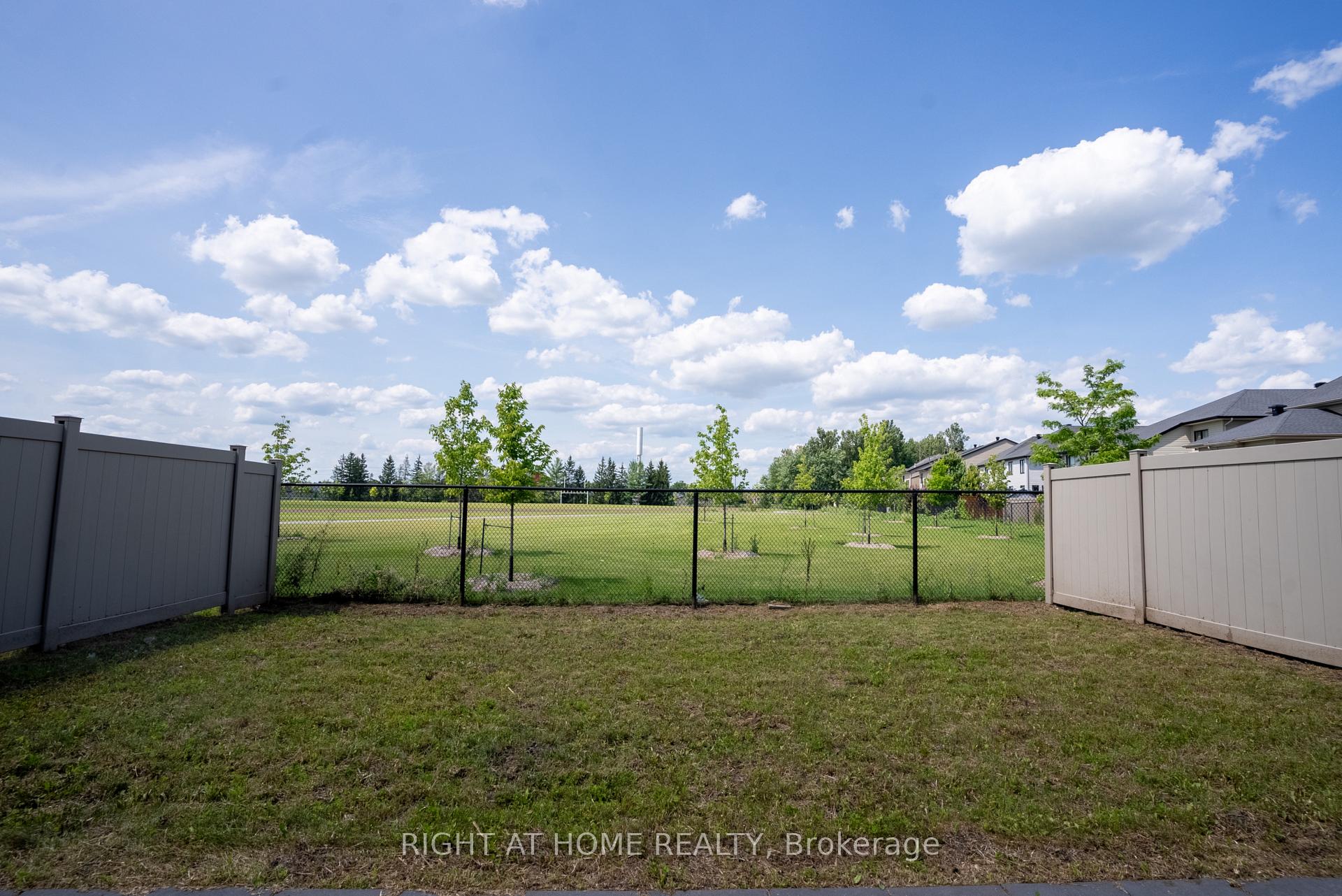 Photo 37 of 151 Cambie Road, Ottawa, Riverside South/Gloucester Glen — HOMEH