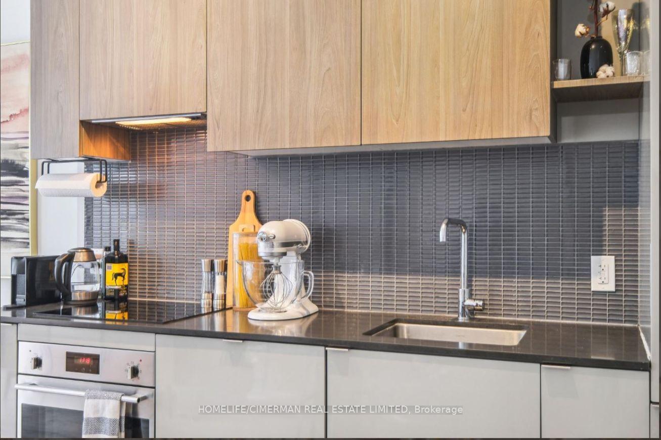 Photo 7 of Unit 3608, 161 Roehampton Avenue, Toronto, Mount Pleasant West — HOMEH