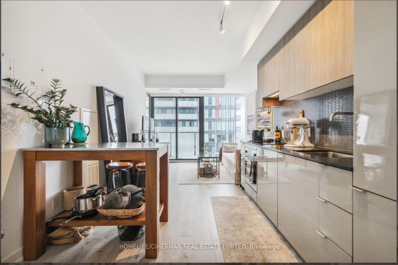 Photo 8 of Unit 3608, 161 Roehampton Avenue, Toronto, Mount Pleasant West — HOMEH