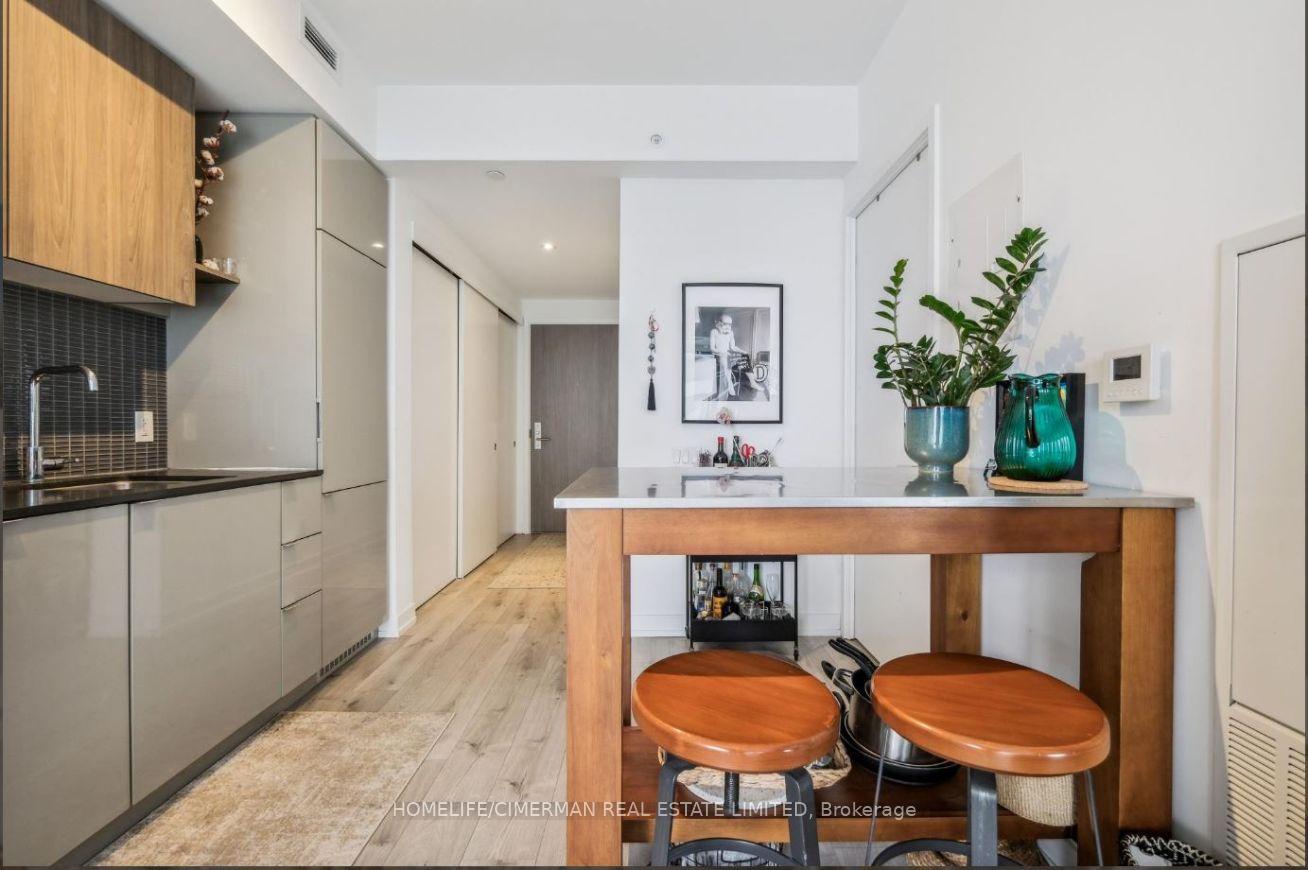 Photo 15 of Unit 3608, 161 Roehampton Avenue, Toronto, Mount Pleasant West — HOMEH