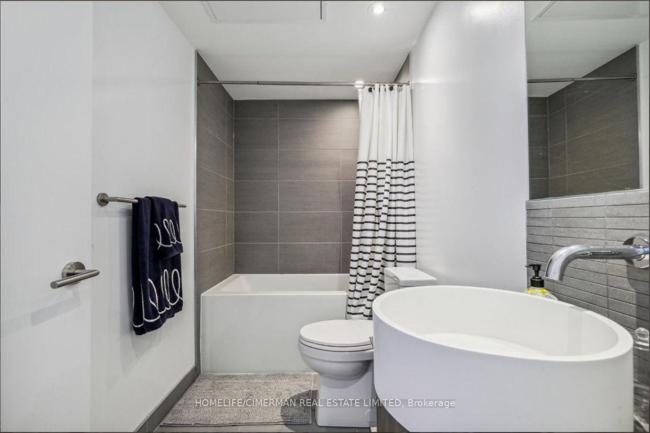 Photo 17 of Unit 3608, 161 Roehampton Avenue, Toronto, Mount Pleasant West — HOMEH