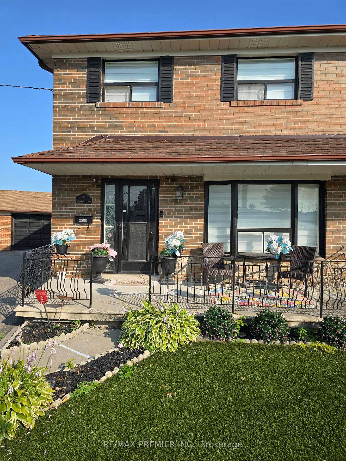 Photo 1 of Unit Main, 21 Elnathan Crescent, North York, Humber Summit — HOMEH