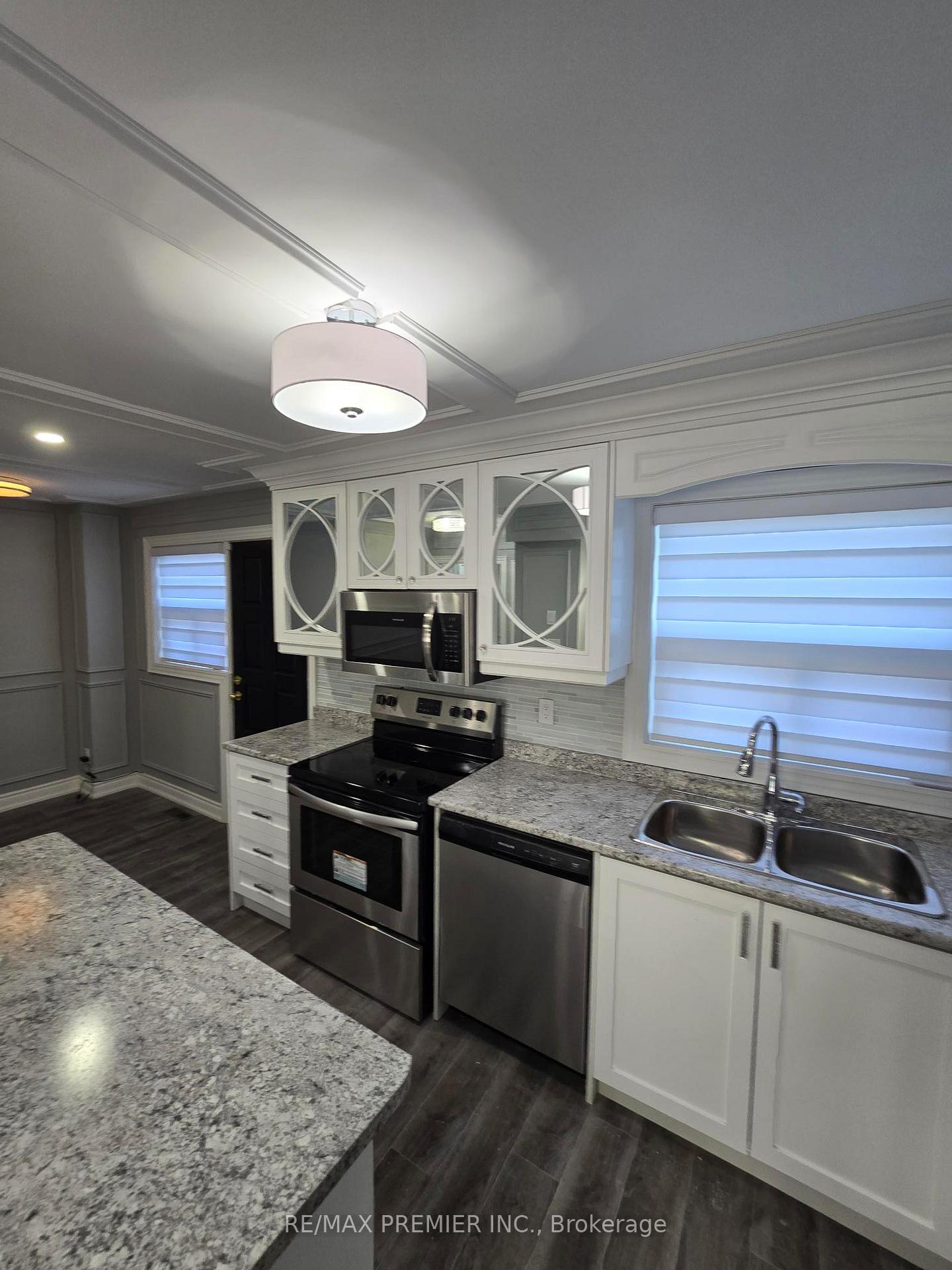 Photo 6 of Unit Main, 21 Elnathan Crescent, North York, Humber Summit — HOMEH