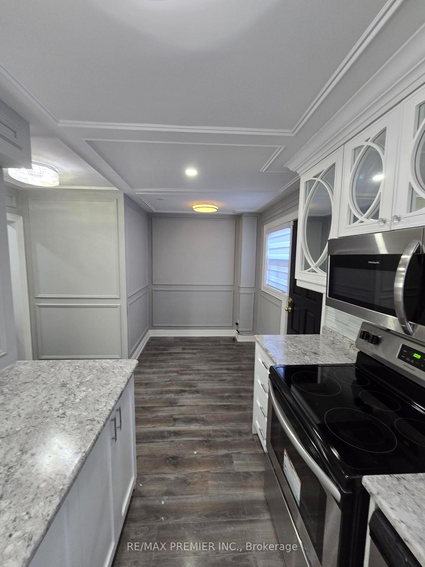 Photo 7 of Unit Main, 21 Elnathan Crescent, North York, Humber Summit — HOMEH