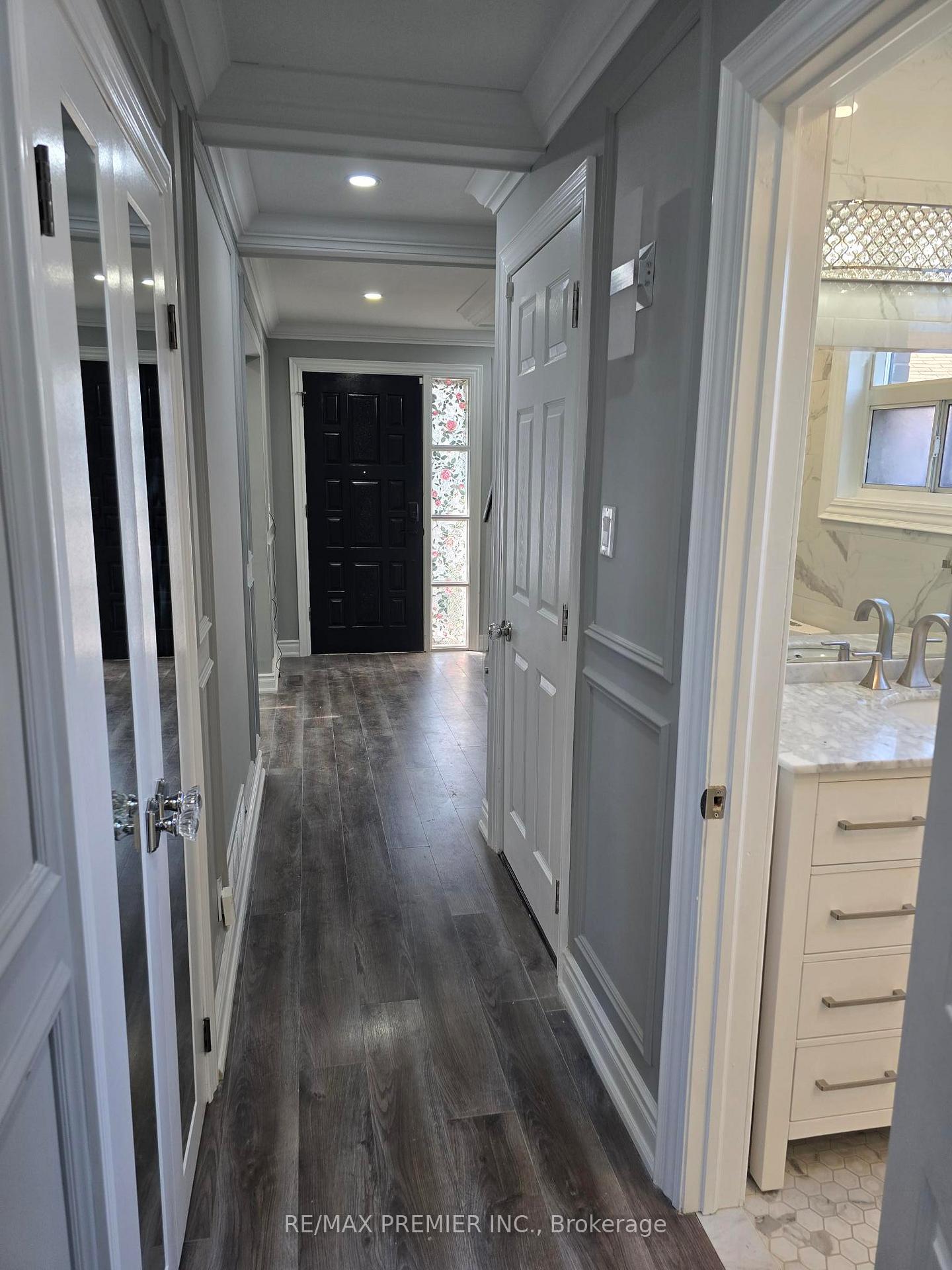 Photo 11 of Unit Main, 21 Elnathan Crescent, North York, Humber Summit — HOMEH
