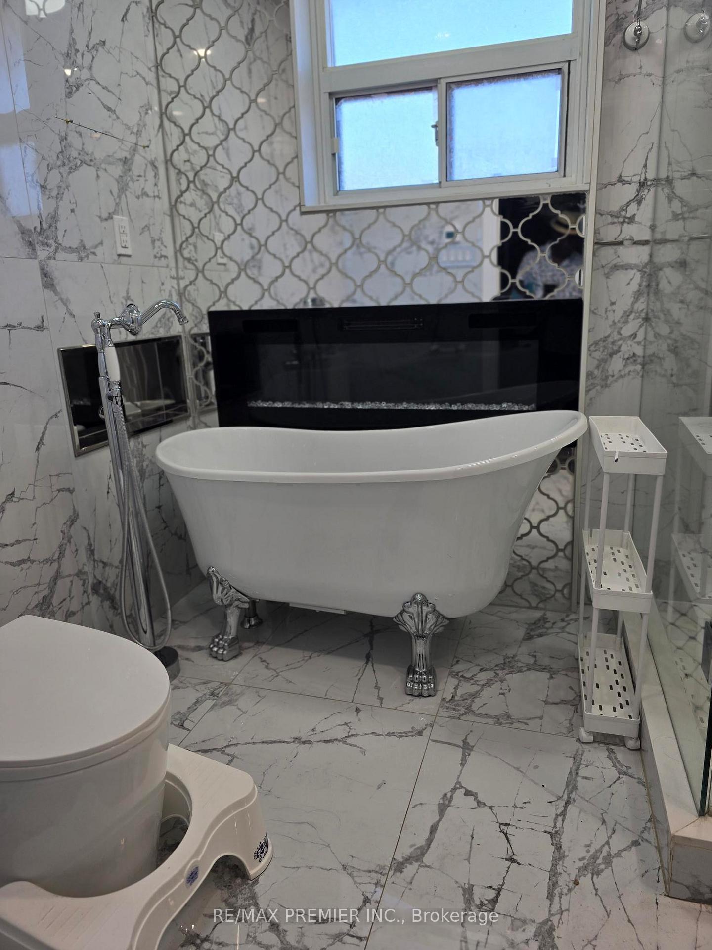 Photo 16 of Unit Main, 21 Elnathan Crescent, North York, Humber Summit — HOMEH