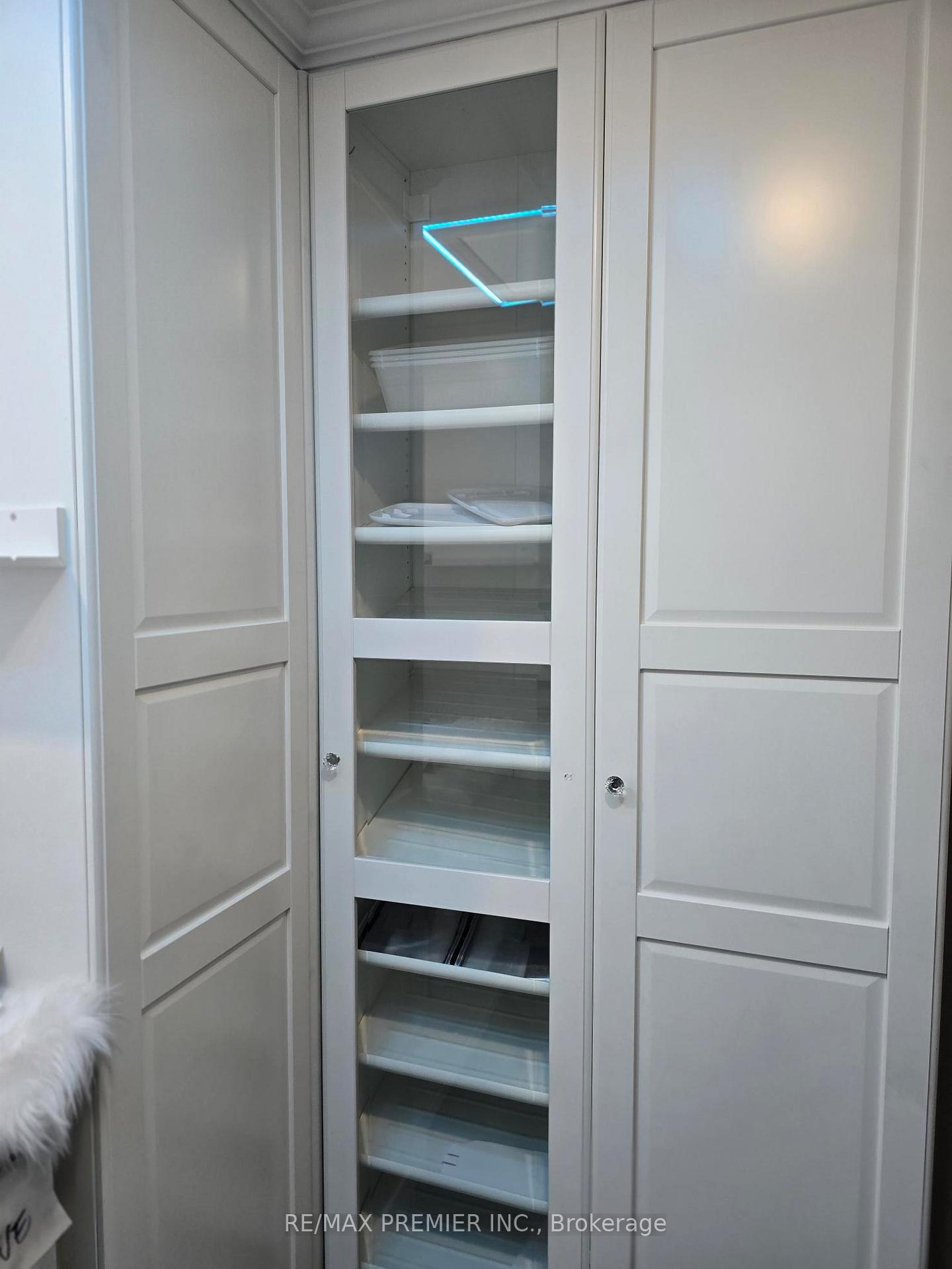 Photo 19 of Unit Main, 21 Elnathan Crescent, North York, Humber Summit — HOMEH