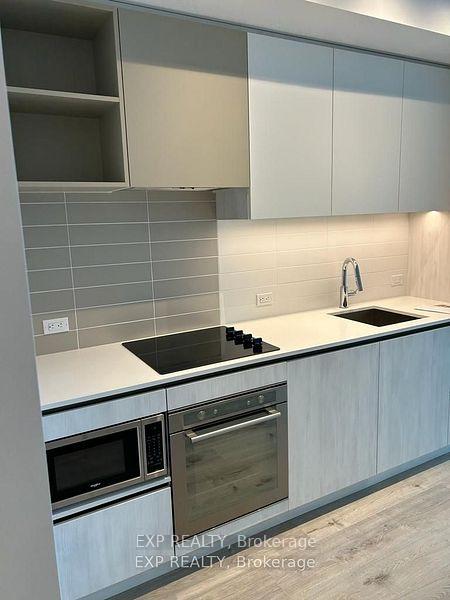 Photo 7 of Unit 1105, 7890 Jane Street, Vaughan, Vaughan Corporate Centre — HOMEH