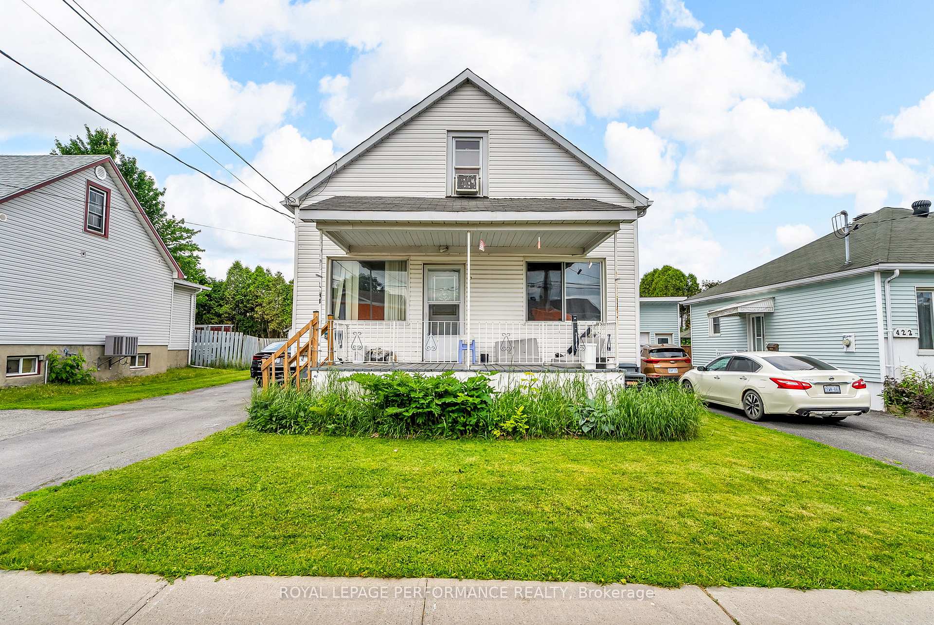 Photo 3 of 420 Carleton Street, Cornwall — HOMEH