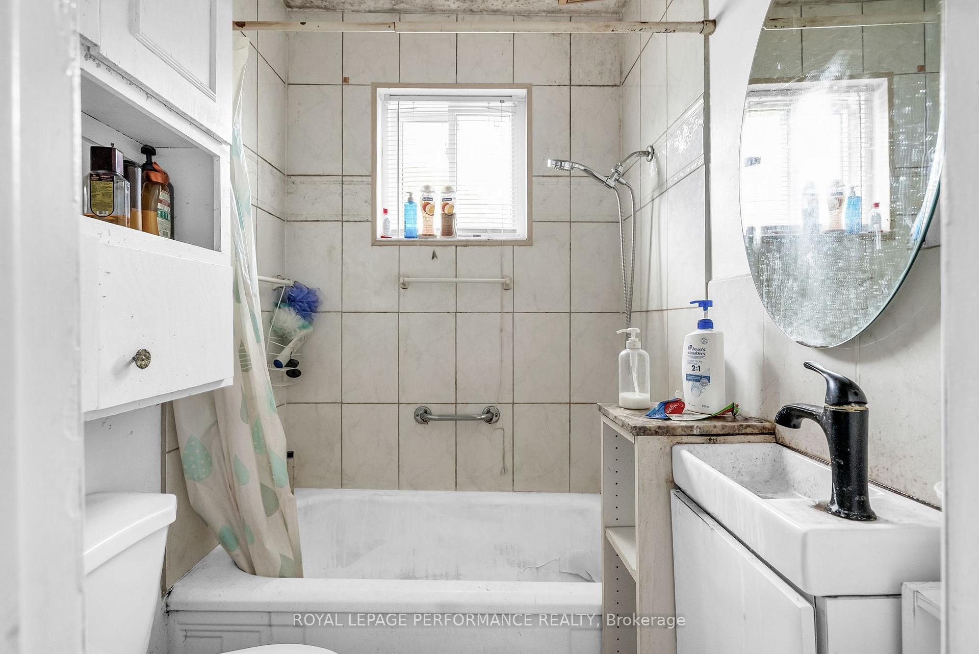 Photo 8 of 420 Carleton Street, Cornwall — HOMEH