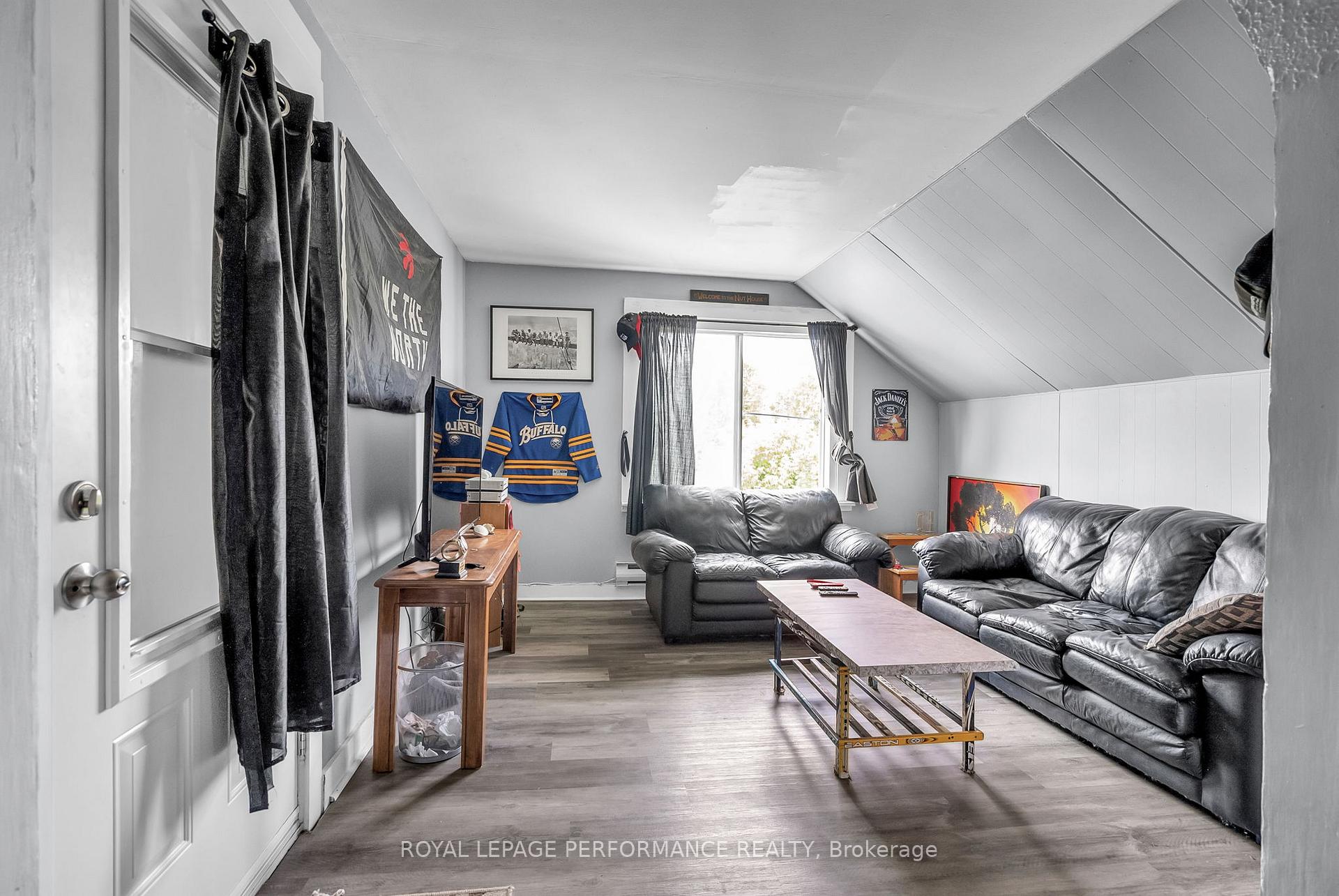 Photo 16 of 420 Carleton Street, Cornwall — HOMEH