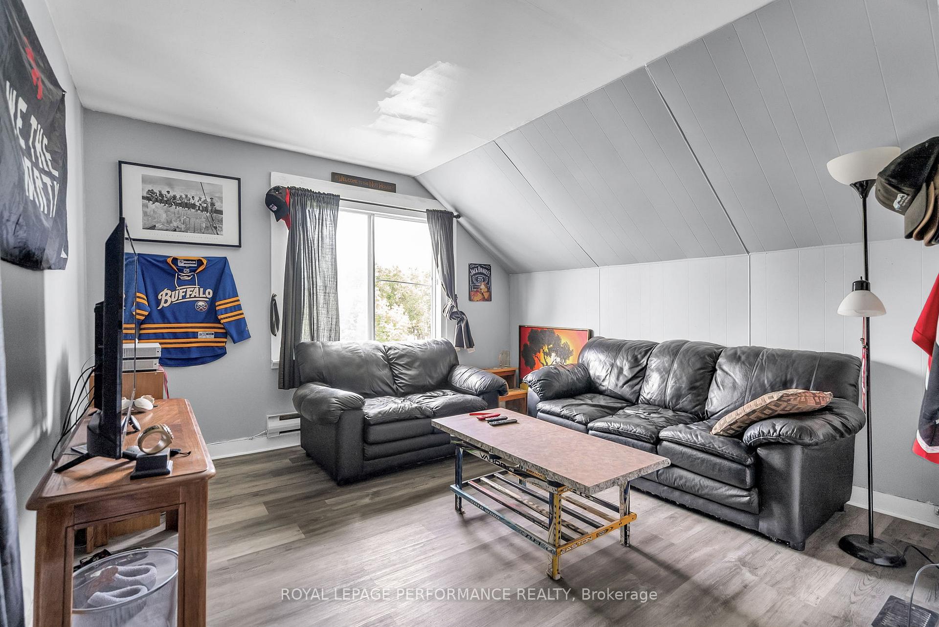 Photo 17 of 420 Carleton Street, Cornwall — HOMEH