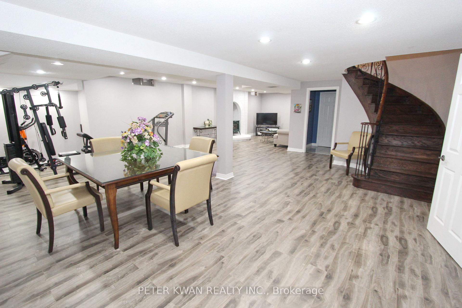 Photo 35 of 20 Saratoga Road, Markham, Markville — HOMEH