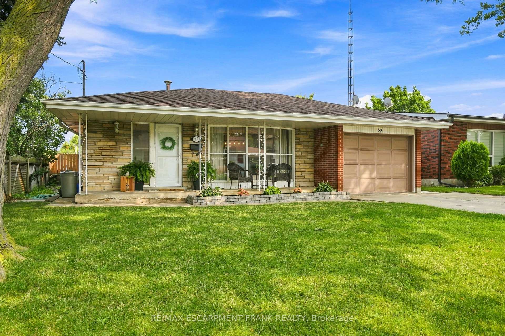 Photo 3 of 62 Owen Place, Hamilton, Greenford — HOMEH