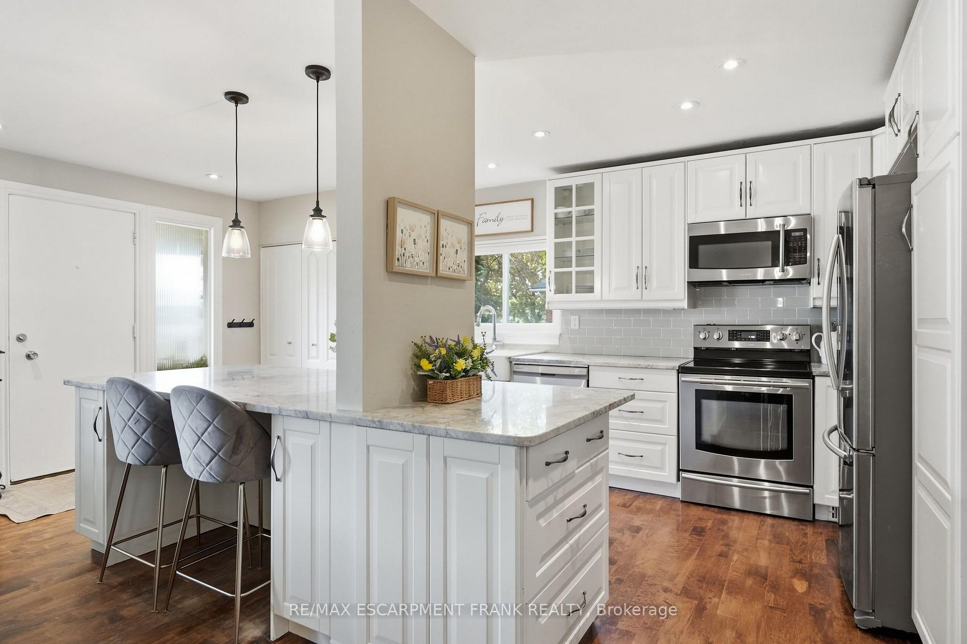 Photo 14 of 62 Owen Place, Hamilton, Greenford — HOMEH
