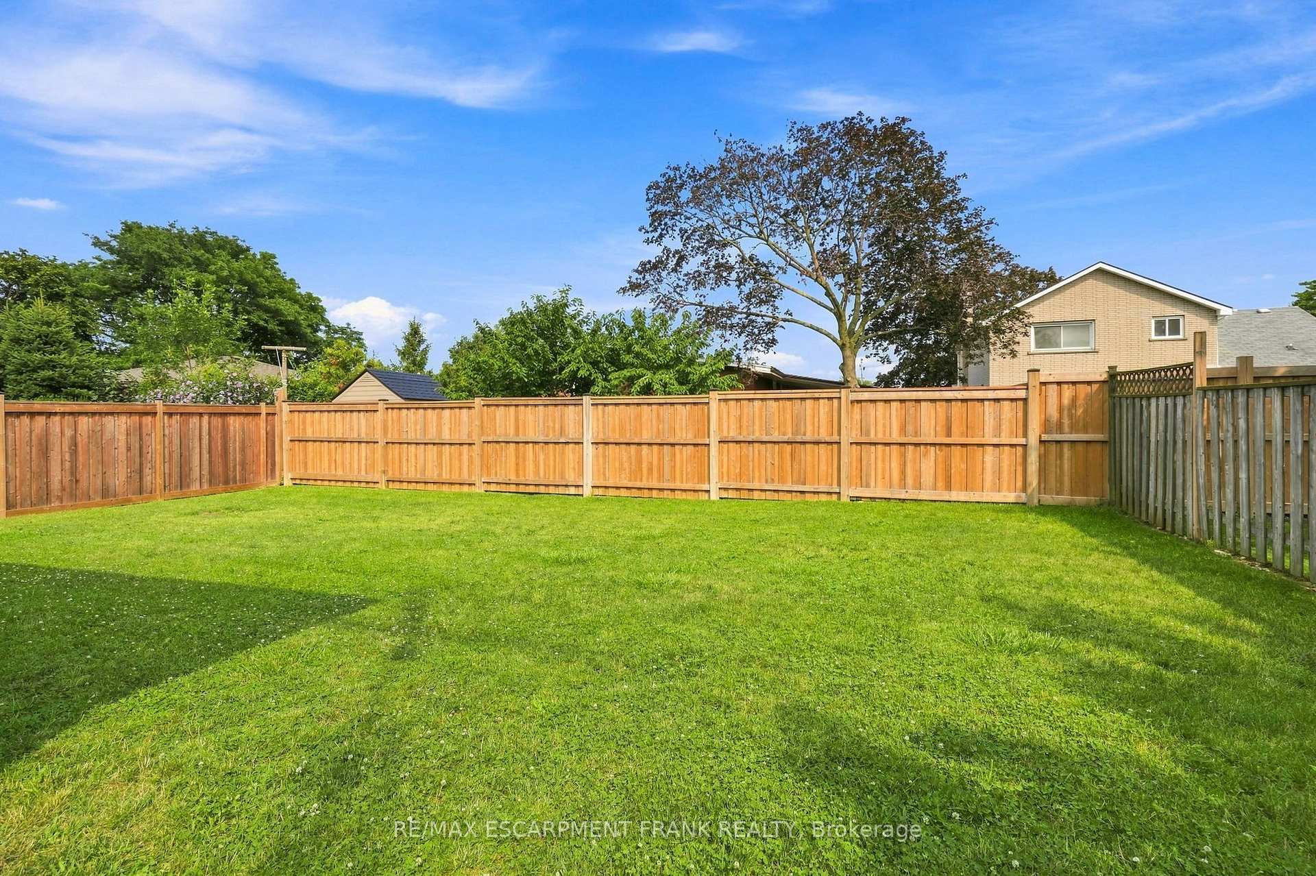 Photo 47 of 62 Owen Place, Hamilton, Greenford — HOMEH
