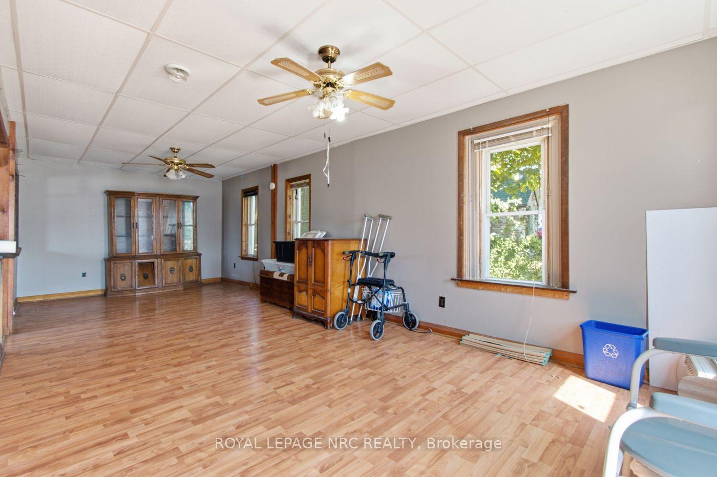 Photo 11 of 592 Fielden Avenue, Port Colborne, Main Street — HOMEH