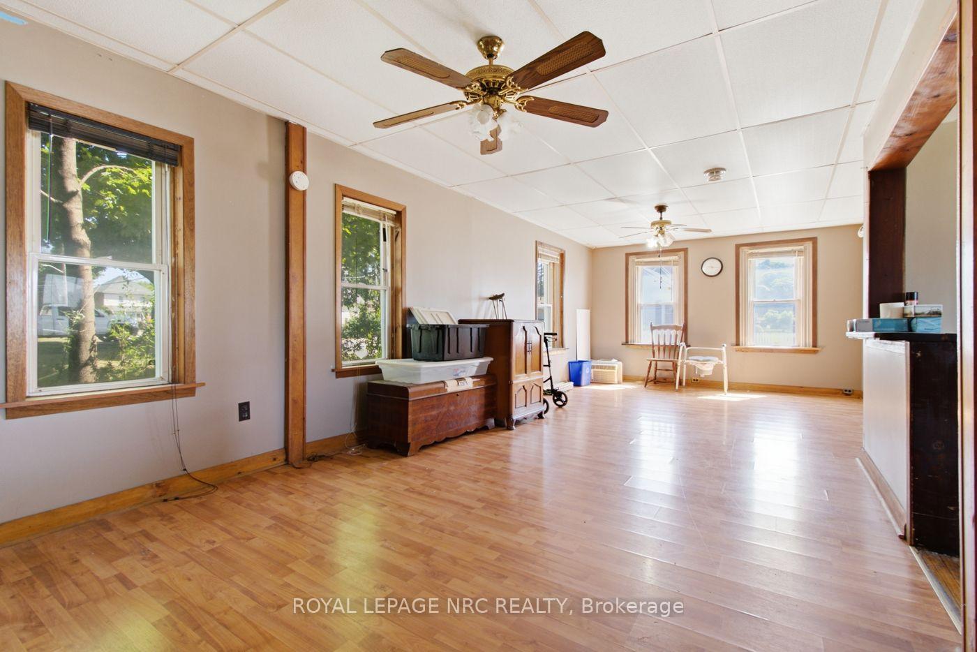 Photo 12 of 592 Fielden Avenue, Port Colborne, Main Street — HOMEH