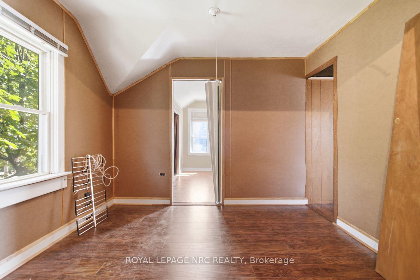 Photo 26 of 592 Fielden Avenue, Port Colborne, Main Street — HOMEH