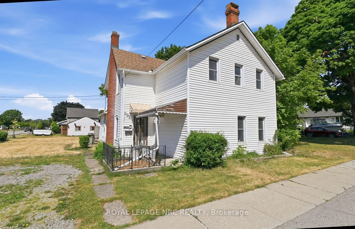 Photo 2 of 592 Fielden Avenue, Port Colborne, Main Street — HOMEH