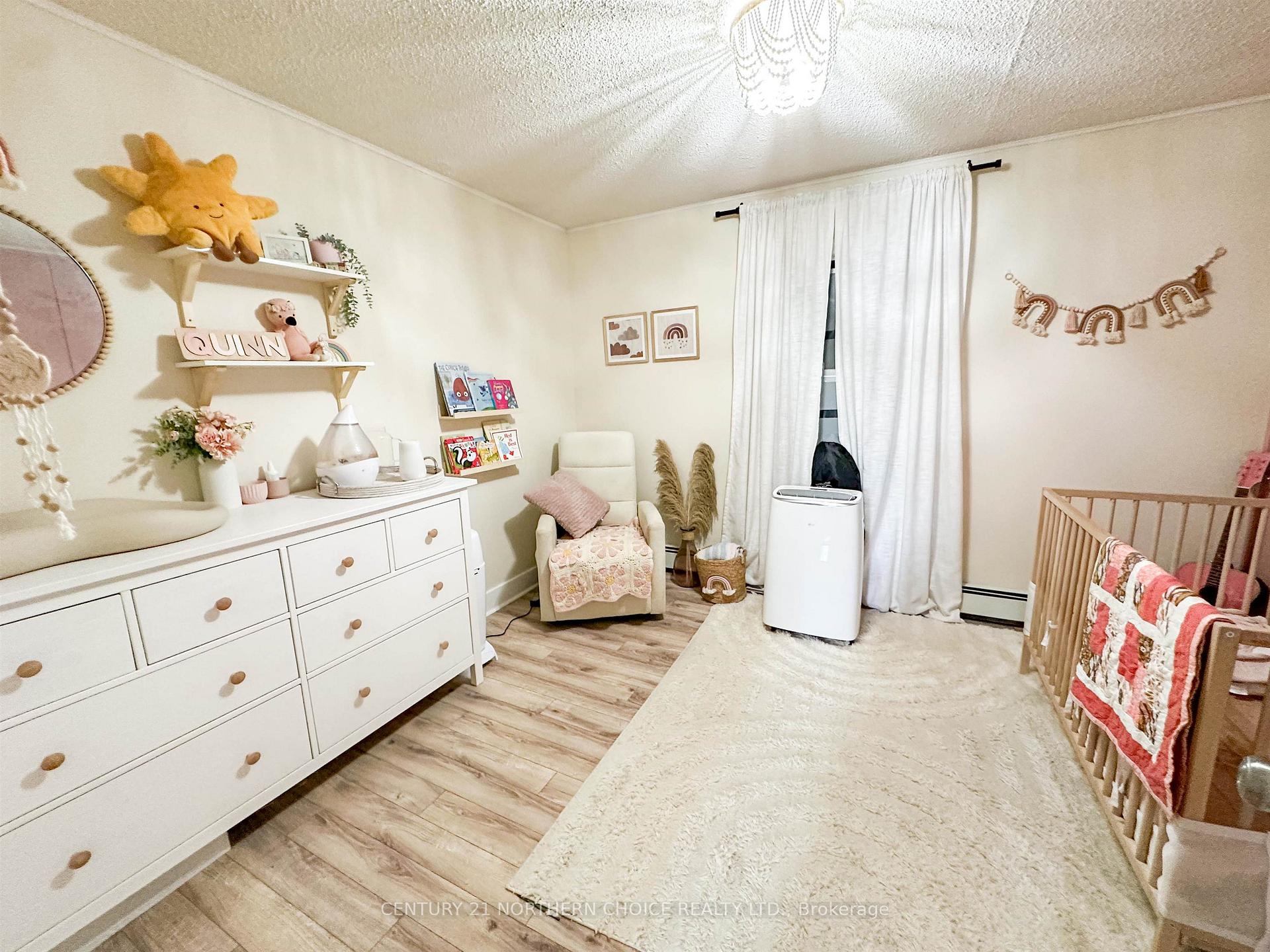 Photo 17 of 73 Dickenson Road, Red Lake — HOMEH