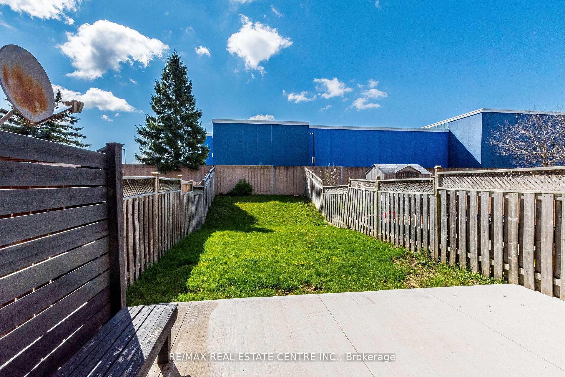 Photo 35 of 51 Checkerberry Crescent, Brampton, Sandringham-Wellington — HOMEH