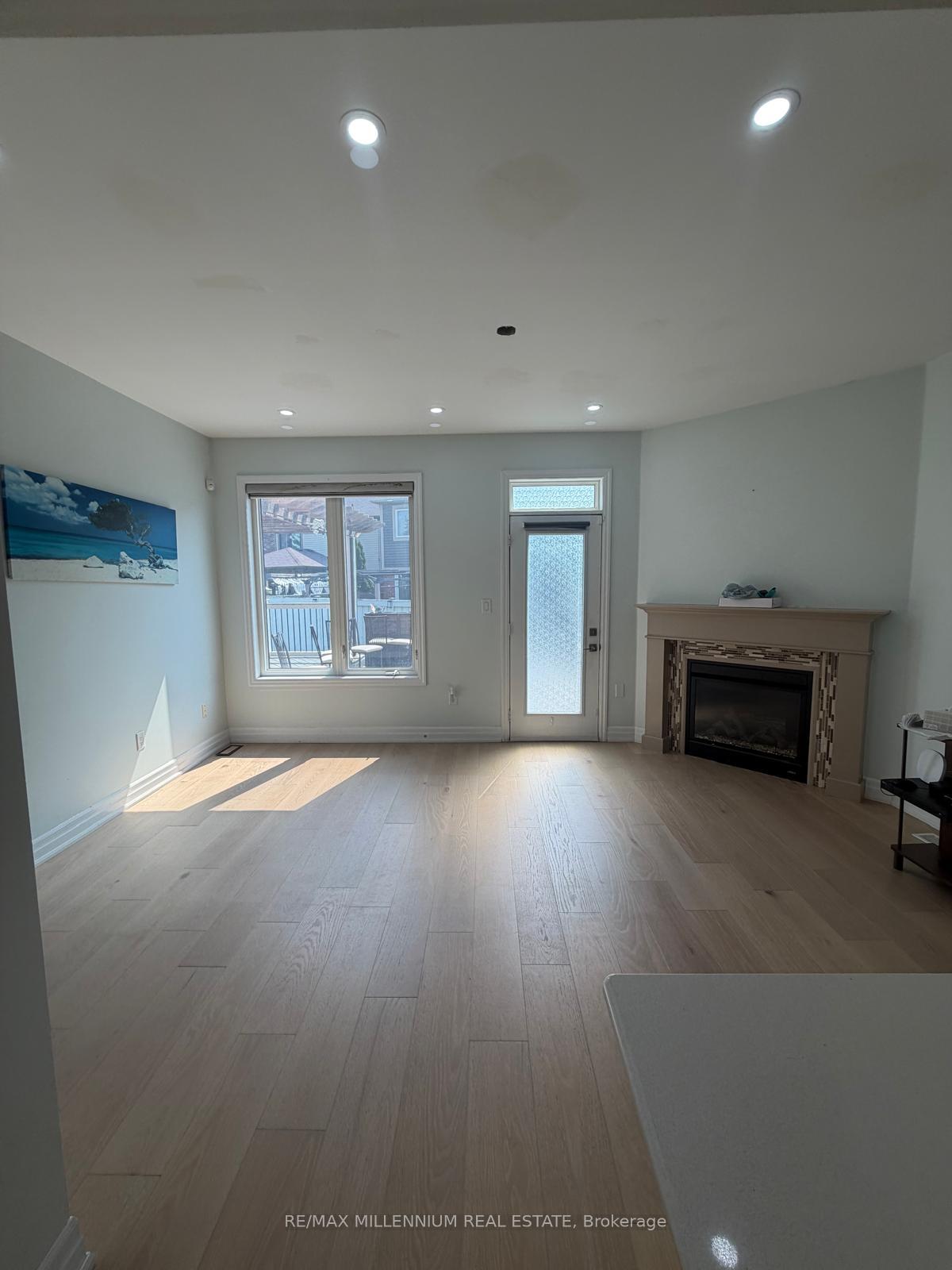 Photo 19 of 17 Haverty Trail, Brampton, Northwest Brampton — HOMEH