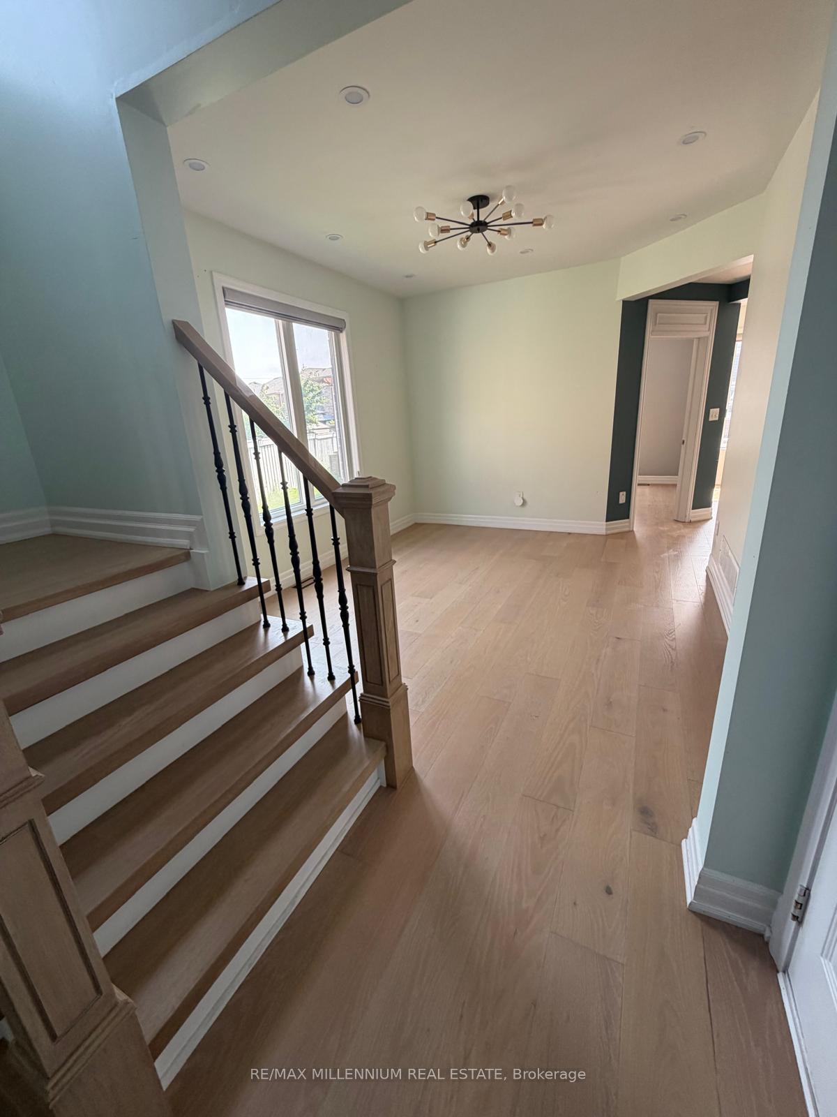 Photo 26 of 17 Haverty Trail, Brampton, Northwest Brampton — HOMEH