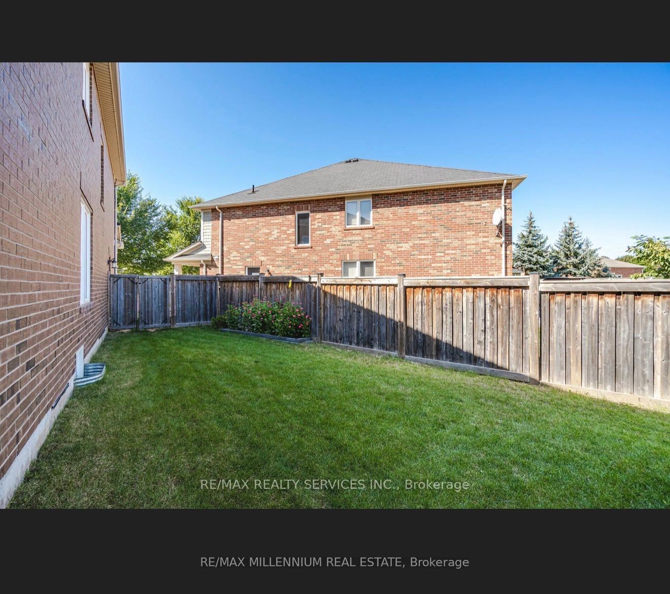 Photo 30 of 17 Haverty Trail, Brampton, Northwest Brampton — HOMEH
