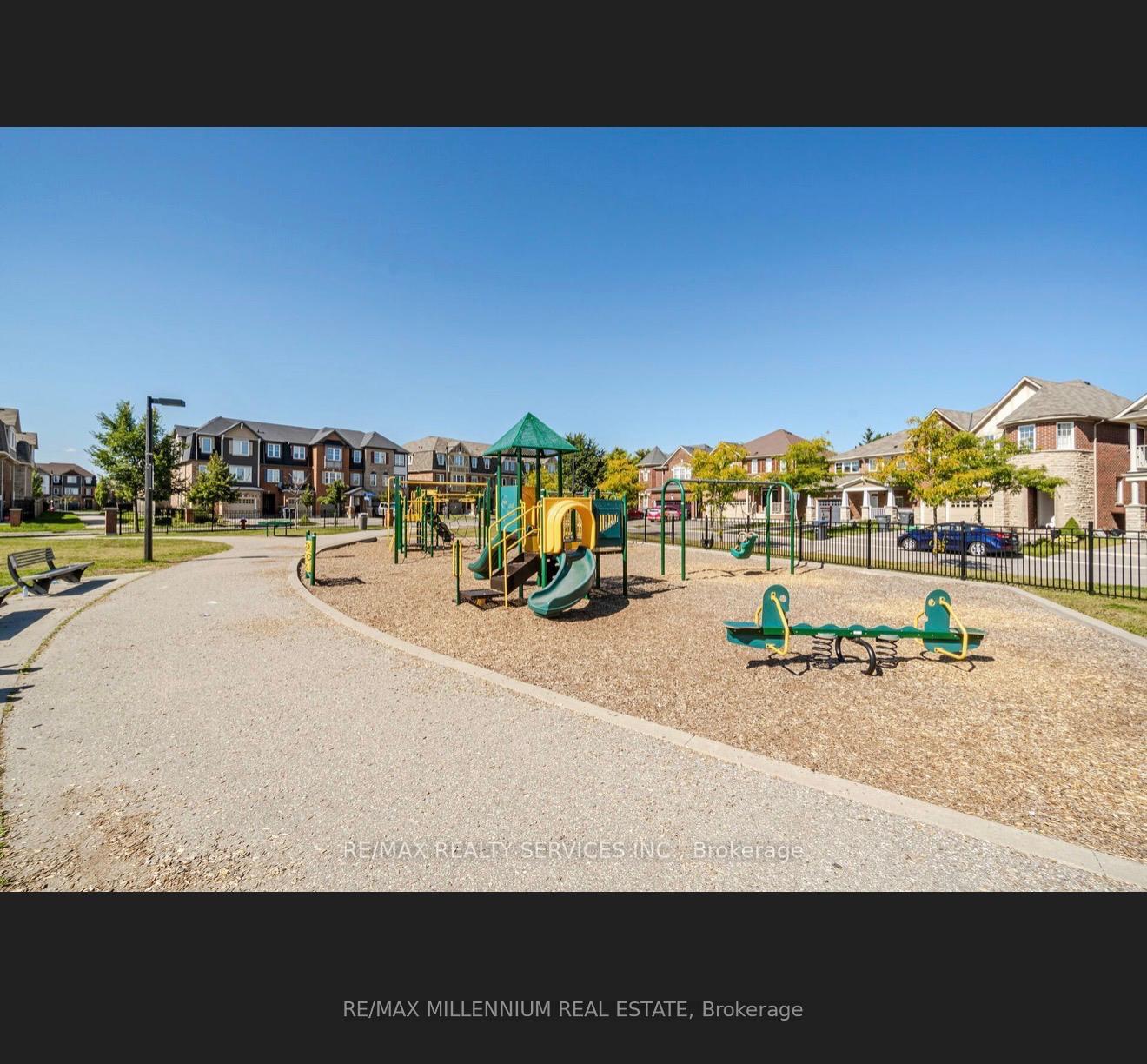 Photo 31 of 17 Haverty Trail, Brampton, Northwest Brampton — HOMEH
