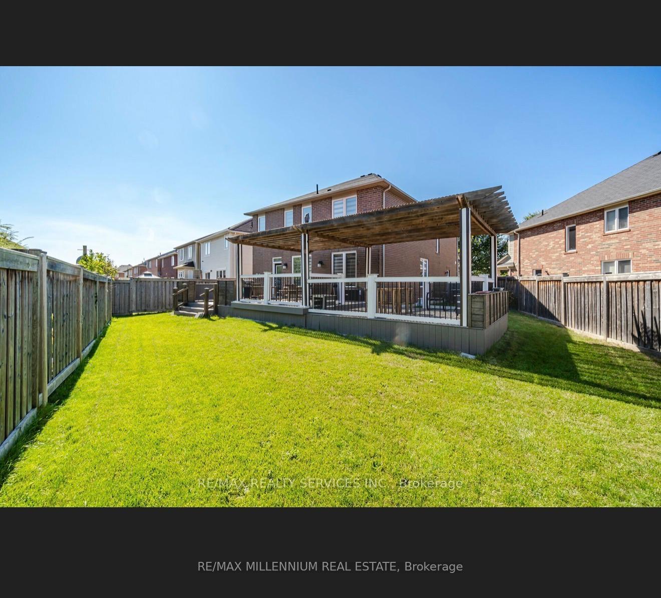Photo 32 of 17 Haverty Trail, Brampton, Northwest Brampton — HOMEH