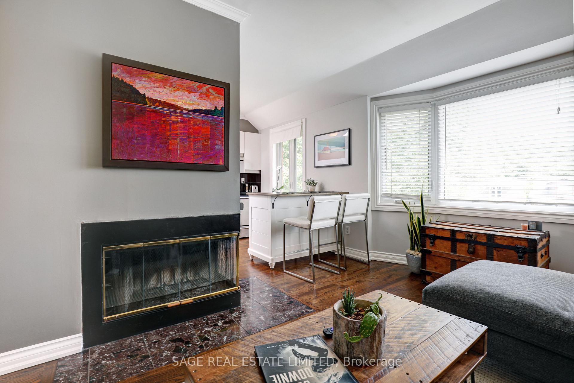 Photo 10 of Unit 301, 60 Kippendavie Avenue, Toronto, The Beaches — HOMEH