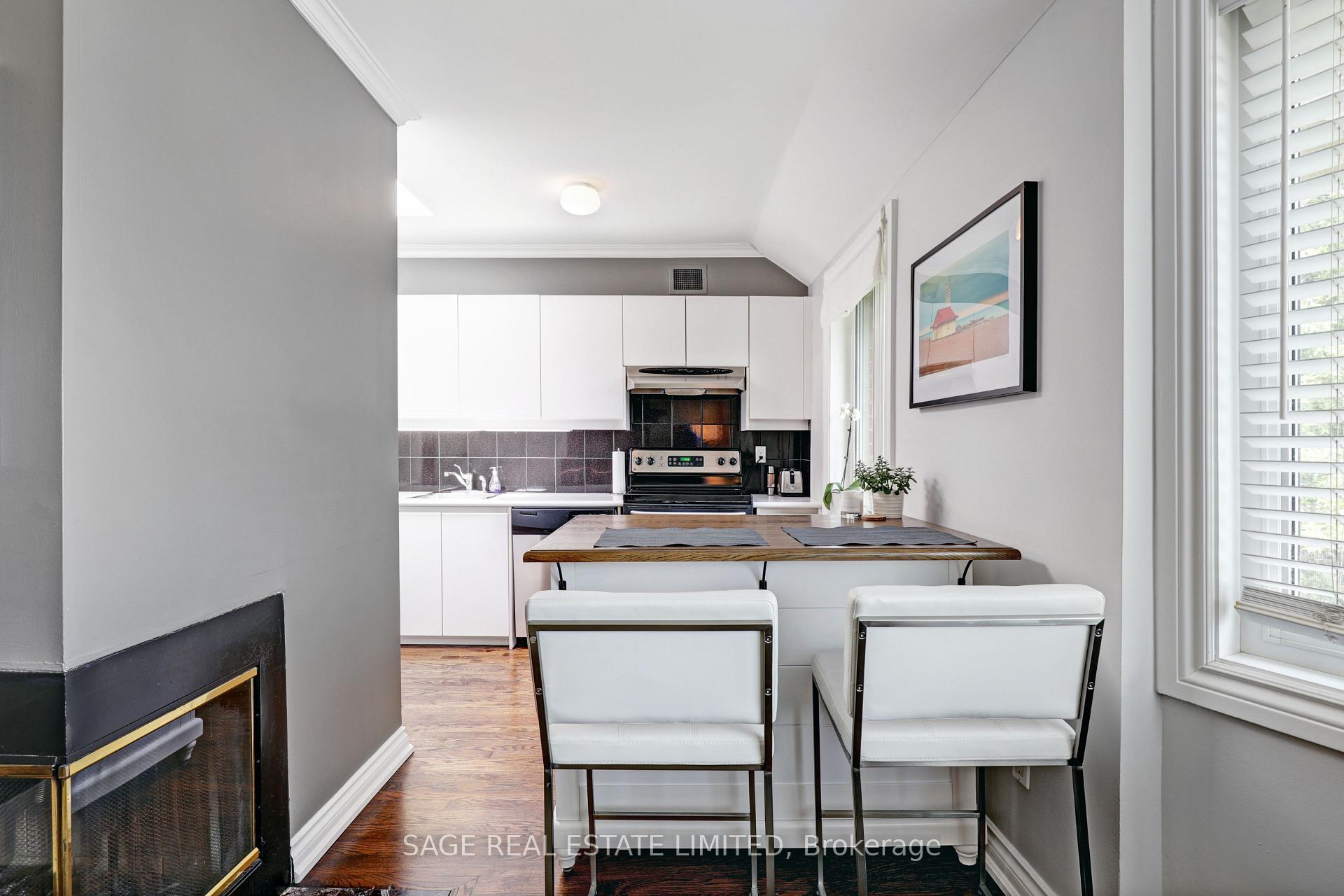 Photo 12 of Unit 301, 60 Kippendavie Avenue, Toronto, The Beaches — HOMEH