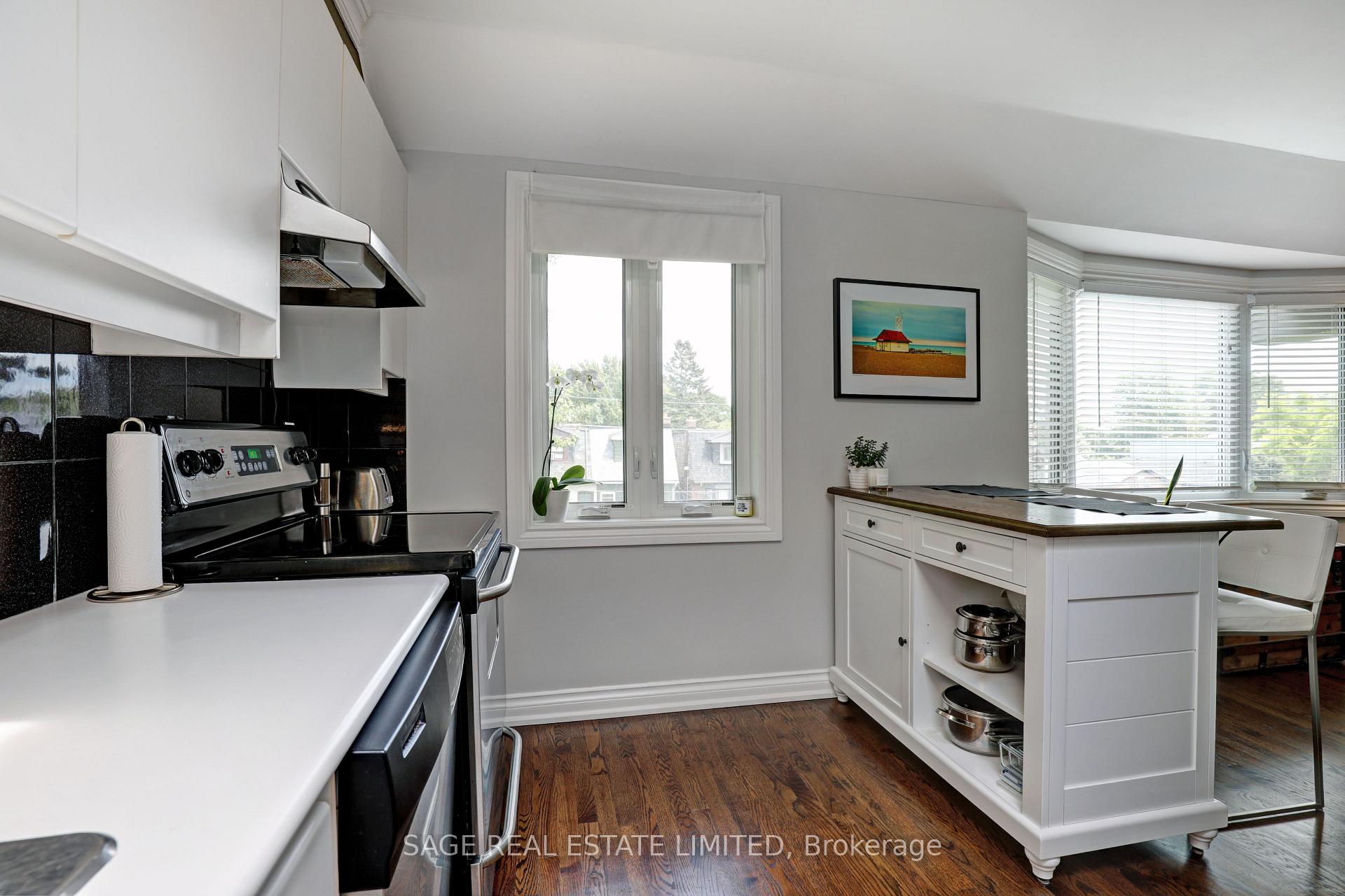 Photo 15 of Unit 301, 60 Kippendavie Avenue, Toronto, The Beaches — HOMEH