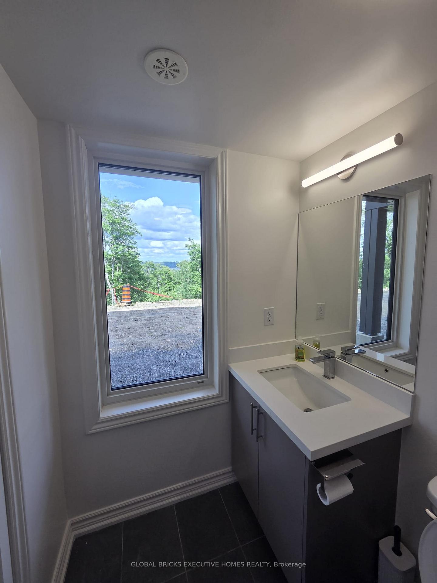 Photo 22 of Unit 2, 22 Chau ha Circle, Huntsville, Chaffey — HOMEH