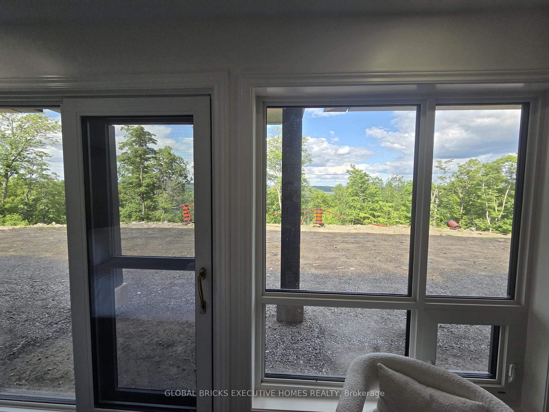 Photo 27 of Unit 2, 22 Chau ha Circle, Huntsville, Chaffey — HOMEH