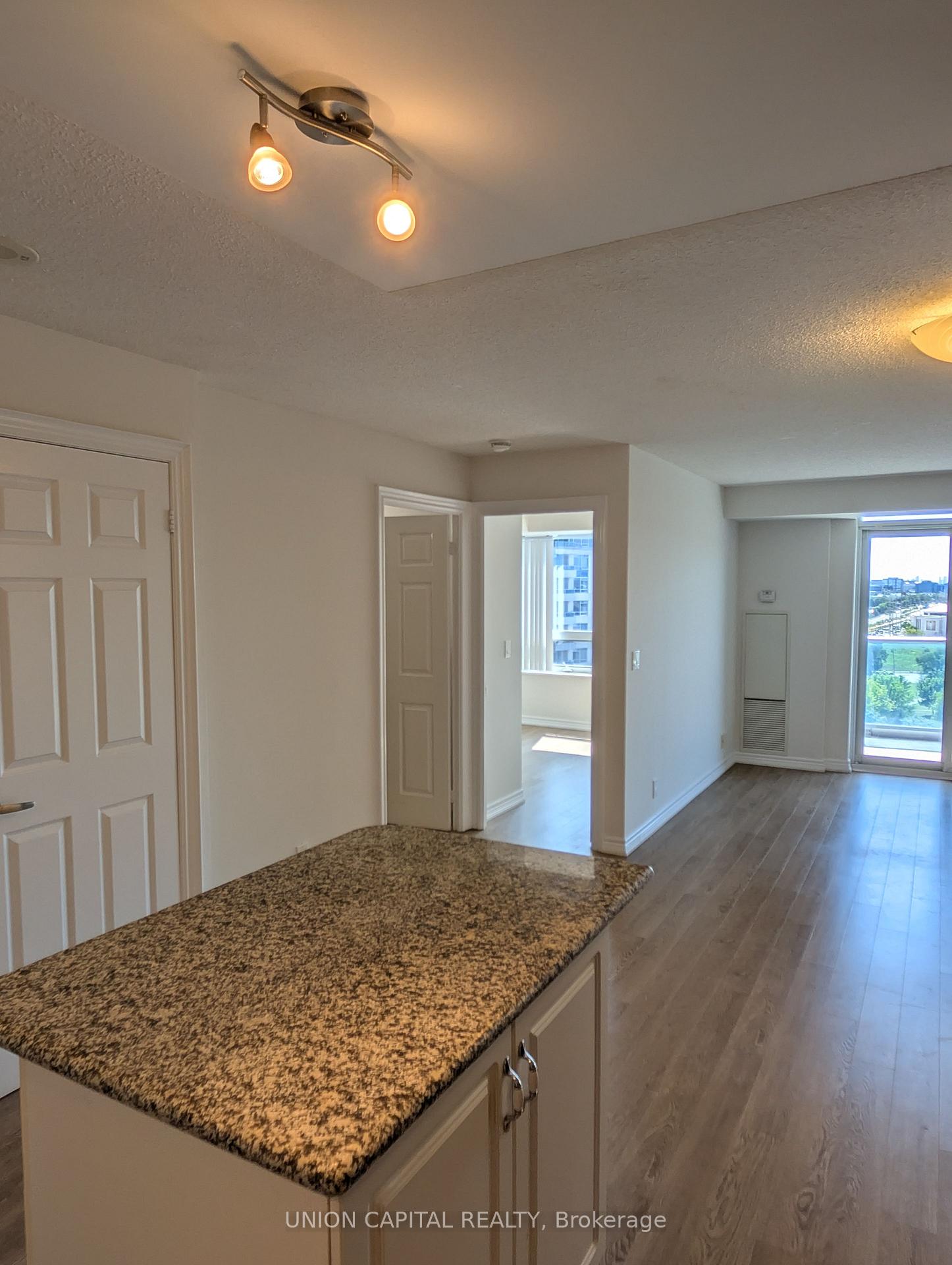 Photo 8 of Unit 1133, 33 Cox Boulevard, Markham, Unionville — HOMEH